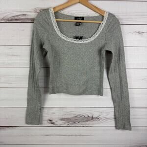 Just Polly Womens Cropped Gray Lace Trim‎ Long Sleeve Small NWT